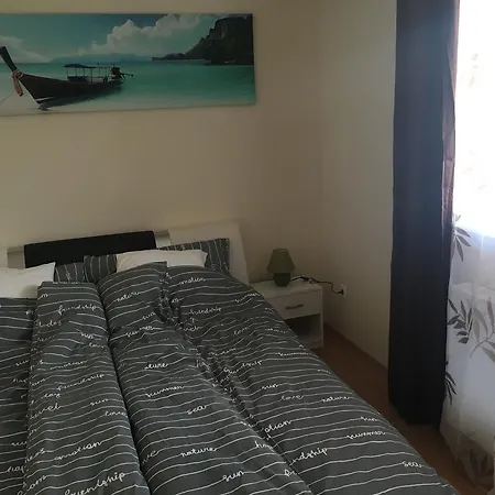 Blue Lagoon Apartment